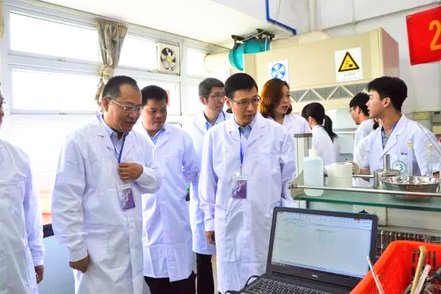 ​365英国上市公司官网员工荣获广东省生物化学实验技能大赛二等奖03.jpg