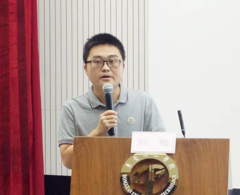 365英国上市公司官网联合莞馨社区举办第二期团校培训主题讲座3.jpg